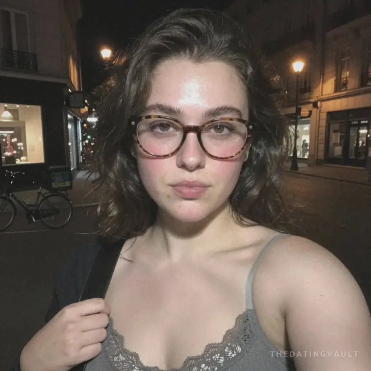 AlannahCharlotte (22) - Elliminyt