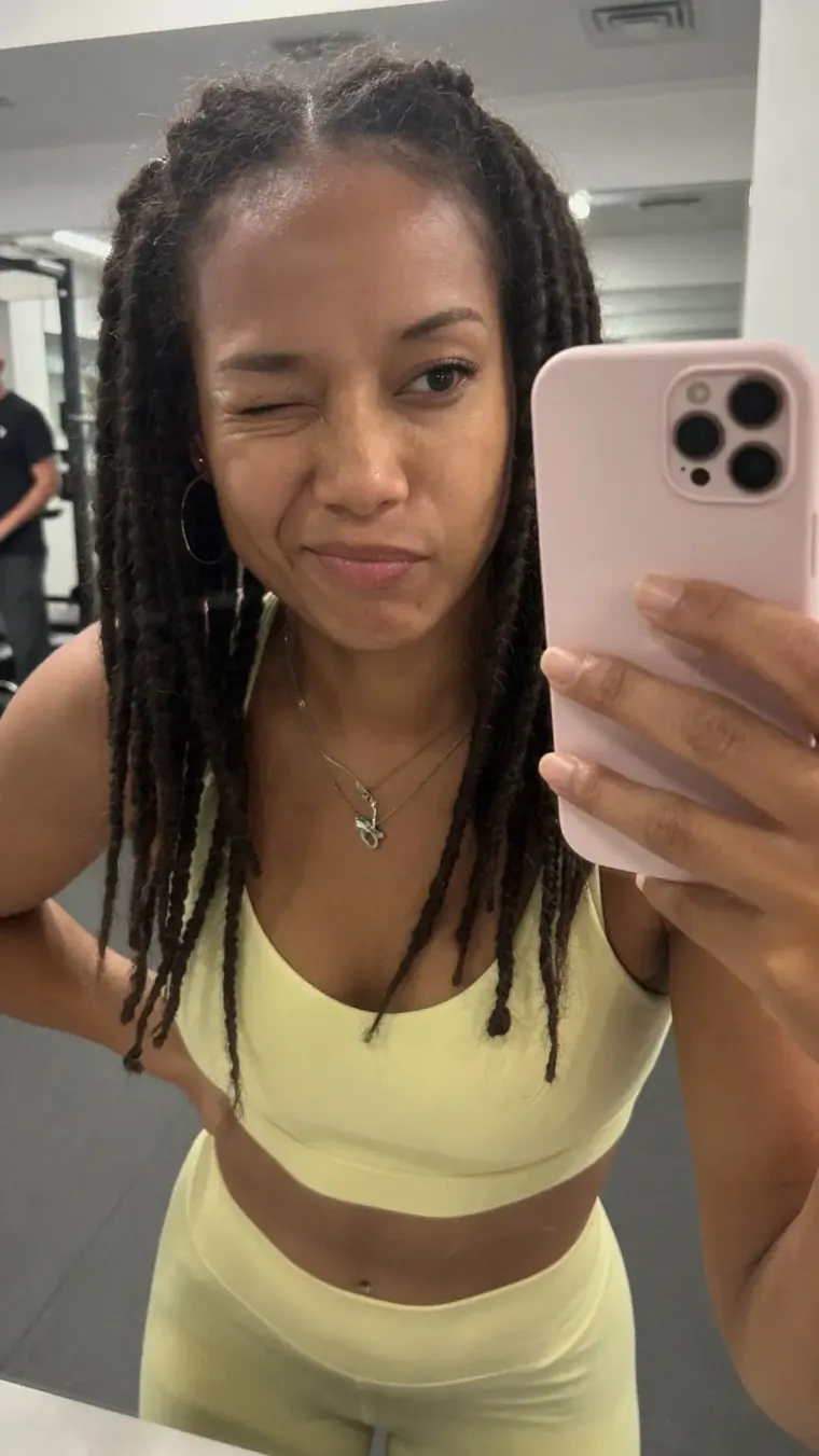 Ashleigh (25) - Braitling