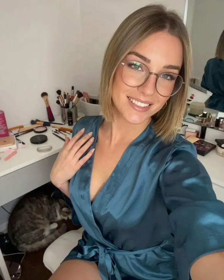 CassieXo (25) - Perth