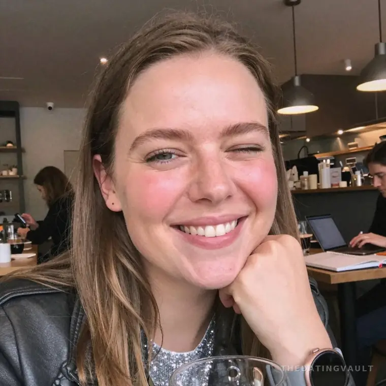 ChelseaBelle (25) - Adare