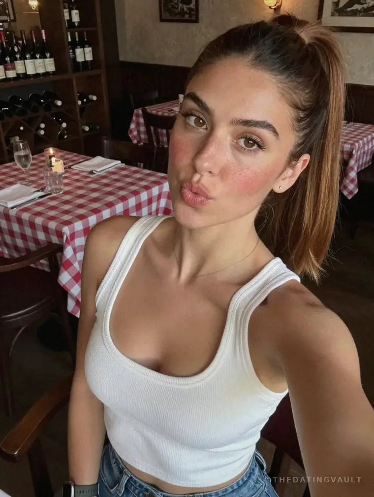 HazelMae (25) - Leopold