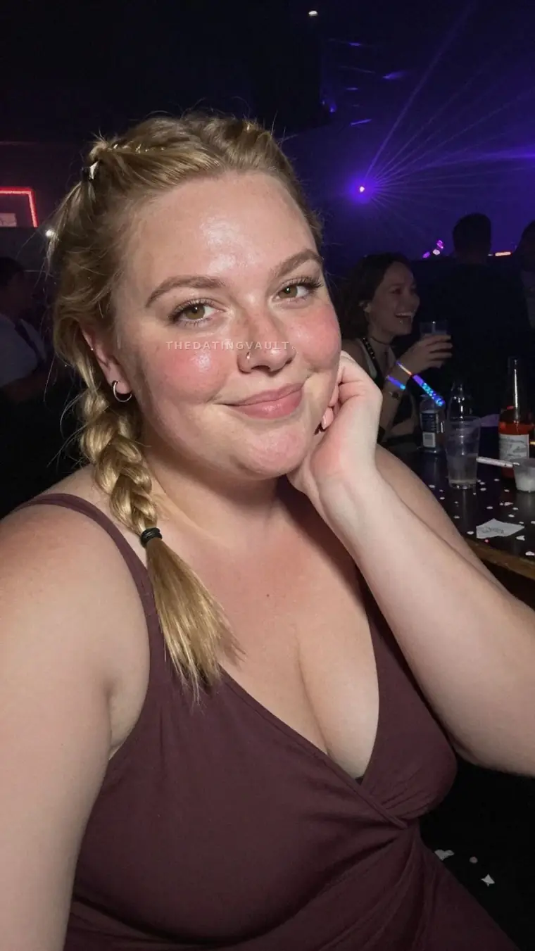HoneyAlyssa (28) - Willaston