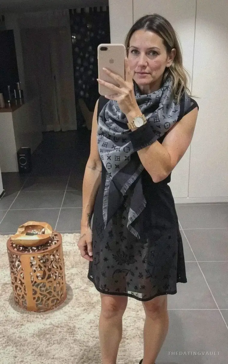 JulietHayley (40) - Eden Park