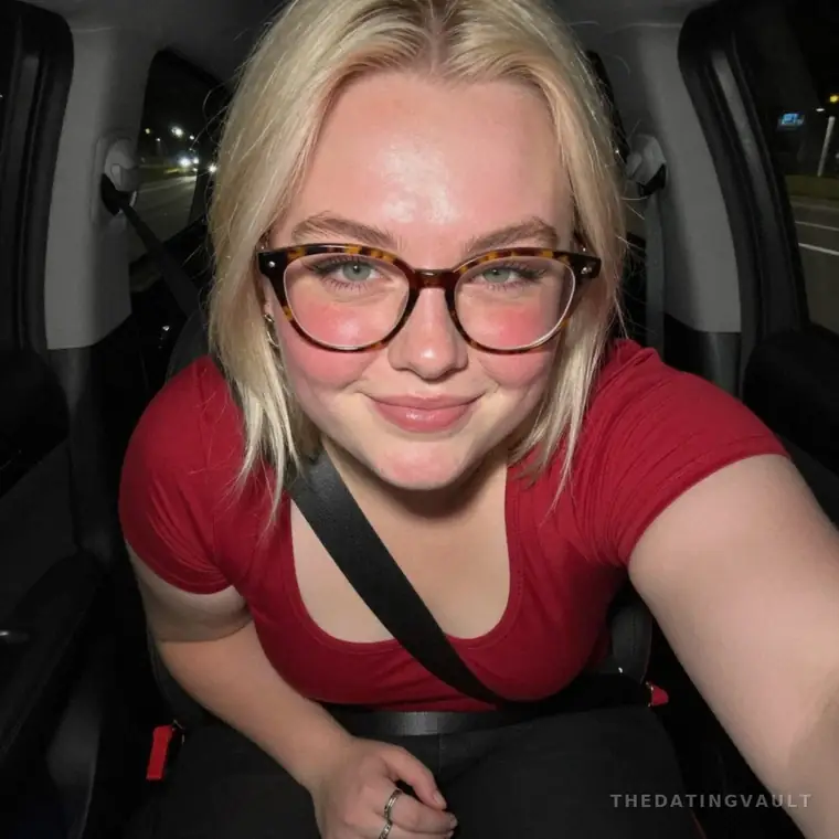 Maddy (25) - Shailer Park