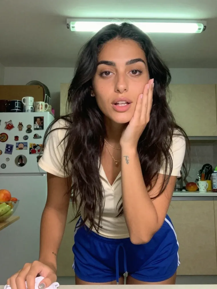 Megan (22) - Sylvania
