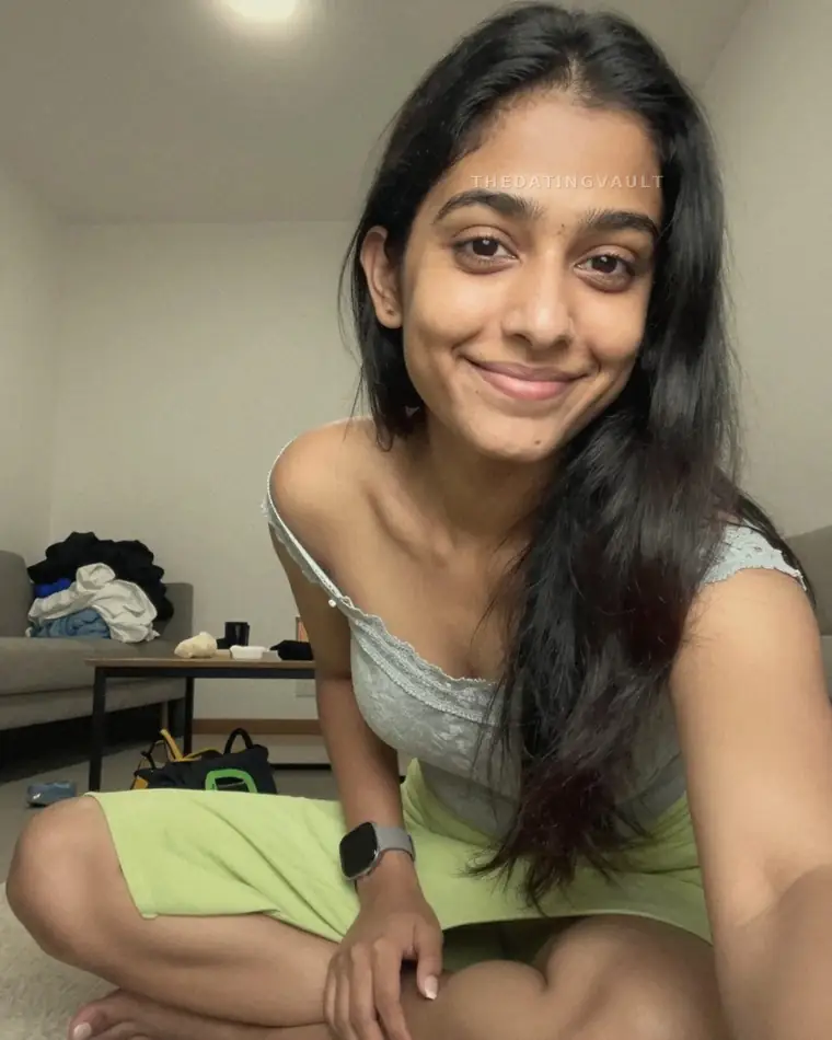 Sarah (22) - Irymple