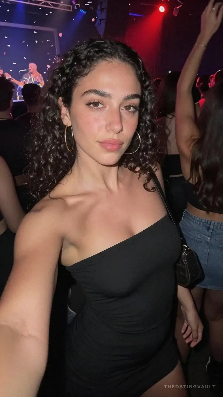 SassyDaisy (22) - Wesburn