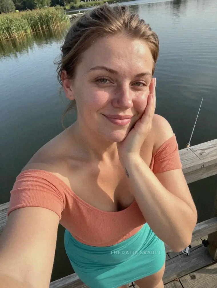 TipsyTara (25) - Geelong