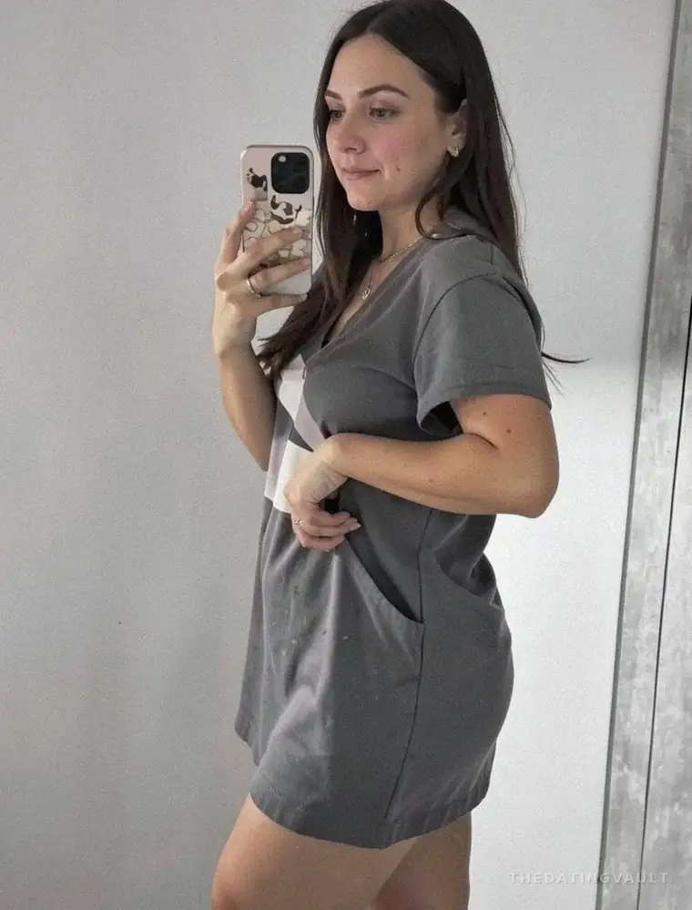 Violet (25) - Lewiston